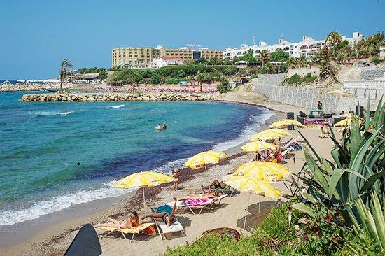 Paradissia Beach House