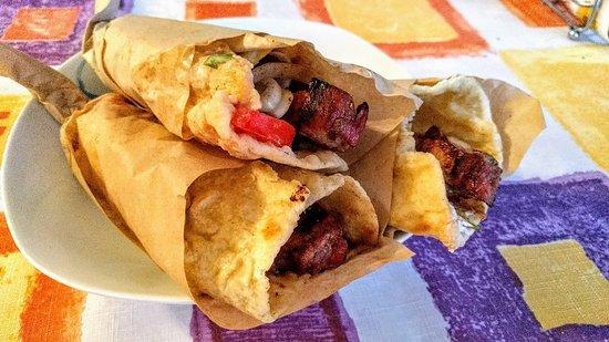 Σουβλάκι Τιτάνια