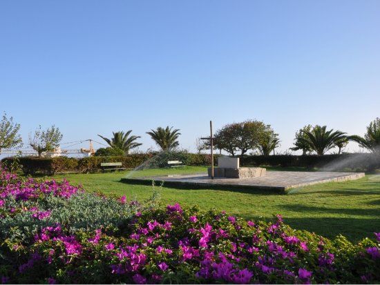 Ενετικά Τείχη και ο Τάφος του Καζαντζάκη