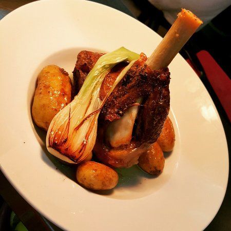 Το Παντοπωλειο