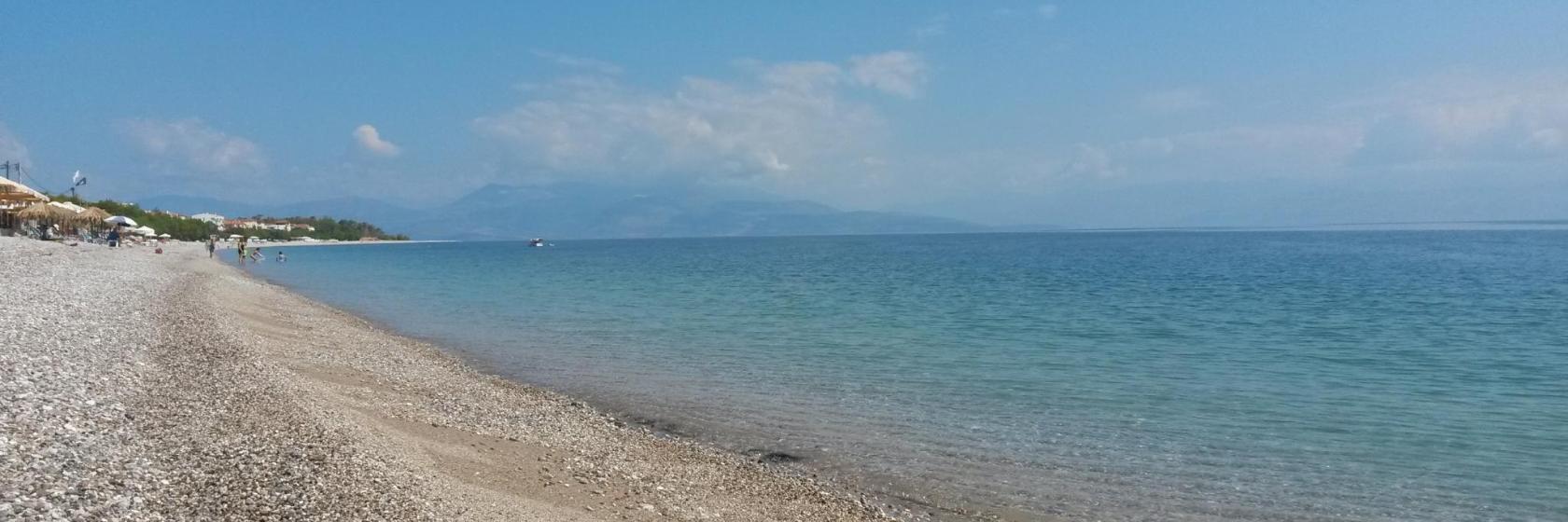 Παραλία Ακράτας