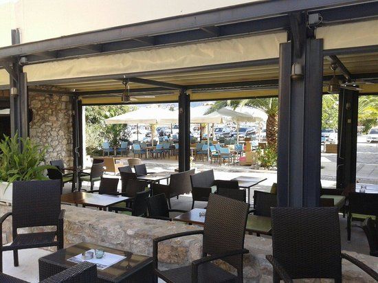 Koilon Cafe Restaurant